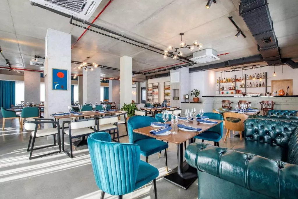 رستوران هتل بست وسترن گودائوری